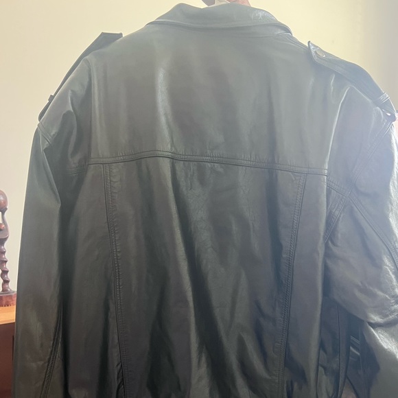 Byrnes as Baker Leather Jacket, nice and warm (thinsulate) - Picture 4 of 7